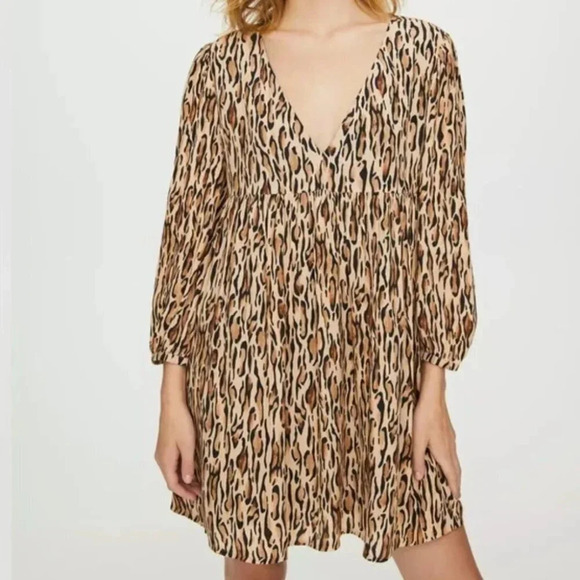 Sunday Best Aritzia Jinx Animal Print Leopard Mini Dress Sz  Small - Picture 3 of 9